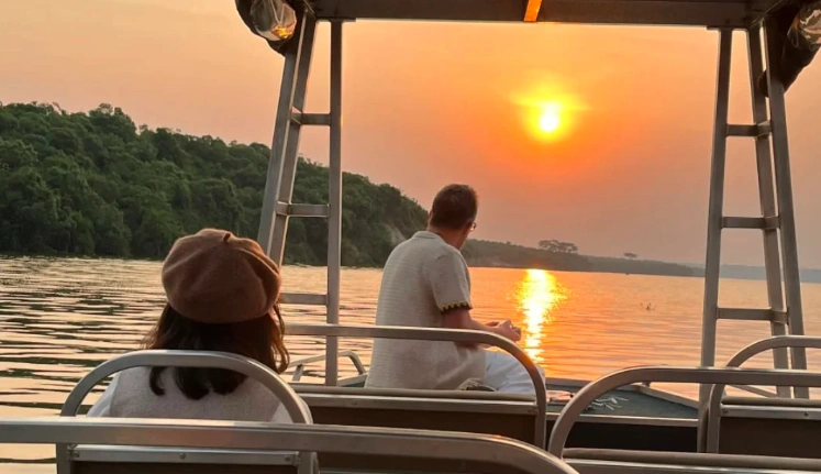boat cruise