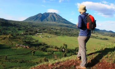 mount muhavura hike
